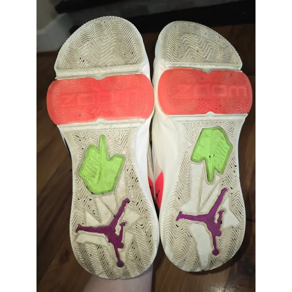 Size 9 - Air Jordan Zoom '92 Sail
